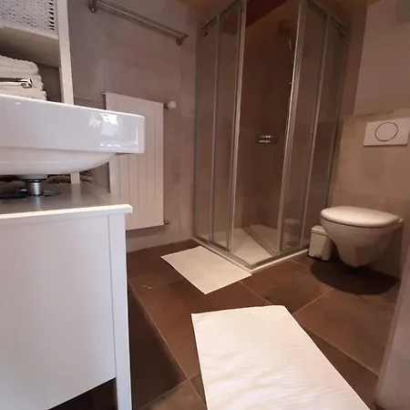 Bed & Breakfast Fribis Farm Neuenegg